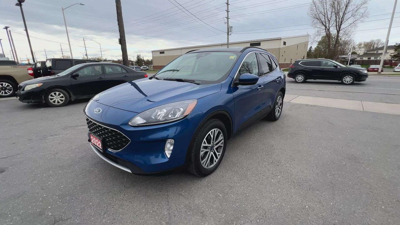 2022 Ford Escape SEL AWD| LEATHER| PANO ROOF| HTD SEATS| NAV Photo