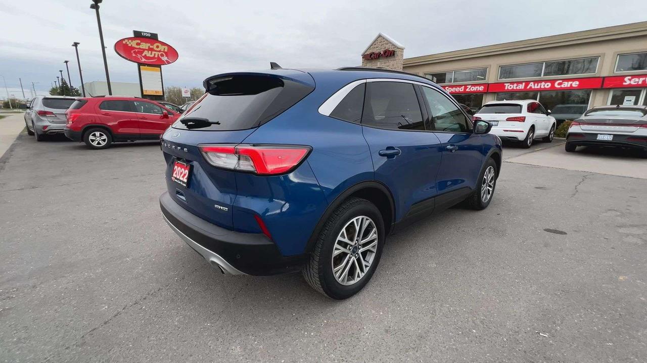 2022 Ford Escape SEL AWD| LEATHER| PANO ROOF| HTD SEATS| NAV Photo
