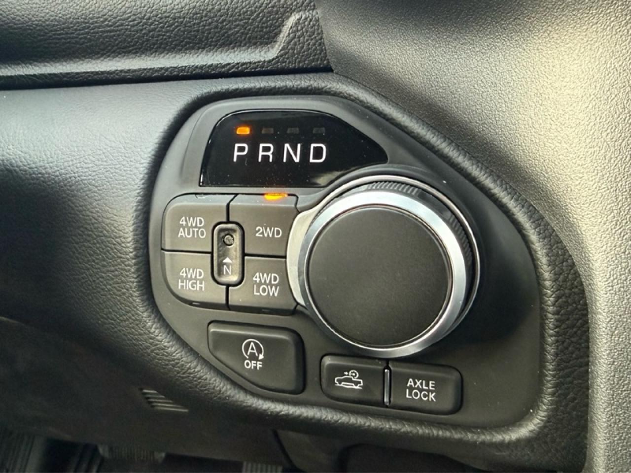 2025 RAM 1500 Big Horn Photo