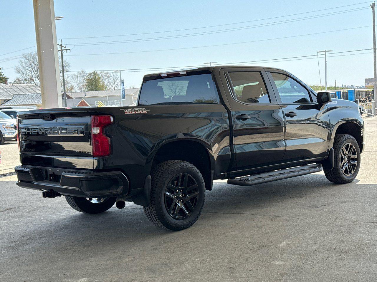 2023 Chevrolet Silverado 1500 Custom Trail Boss - Photo #6