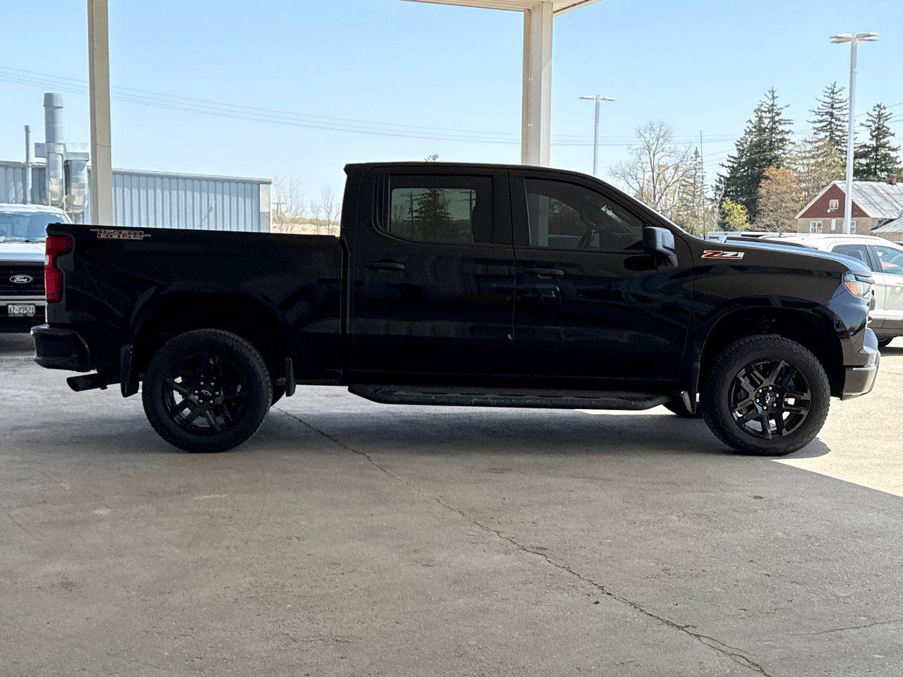 2023 Chevrolet Silverado 1500 Custom Trail Boss - Photo #7
