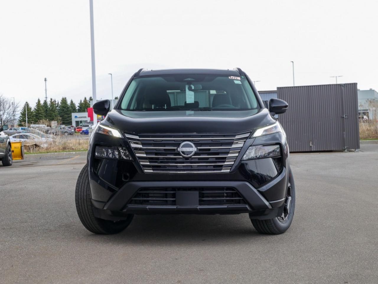 2025 Nissan Rogue Midnight Edition  - Moonroof Photo