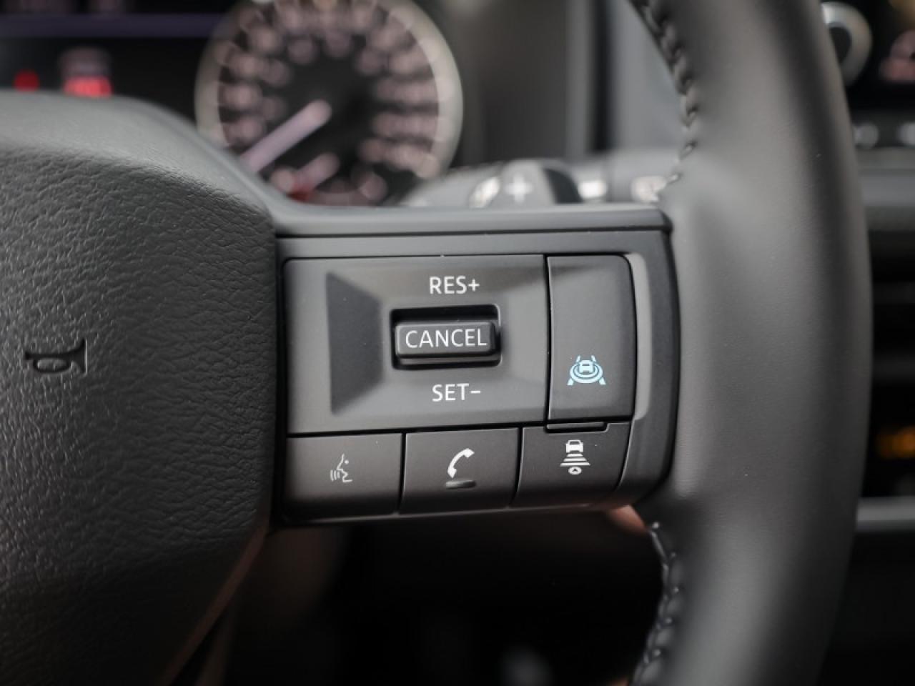 2025 Nissan Rogue Midnight Edition  - Moonroof Photo