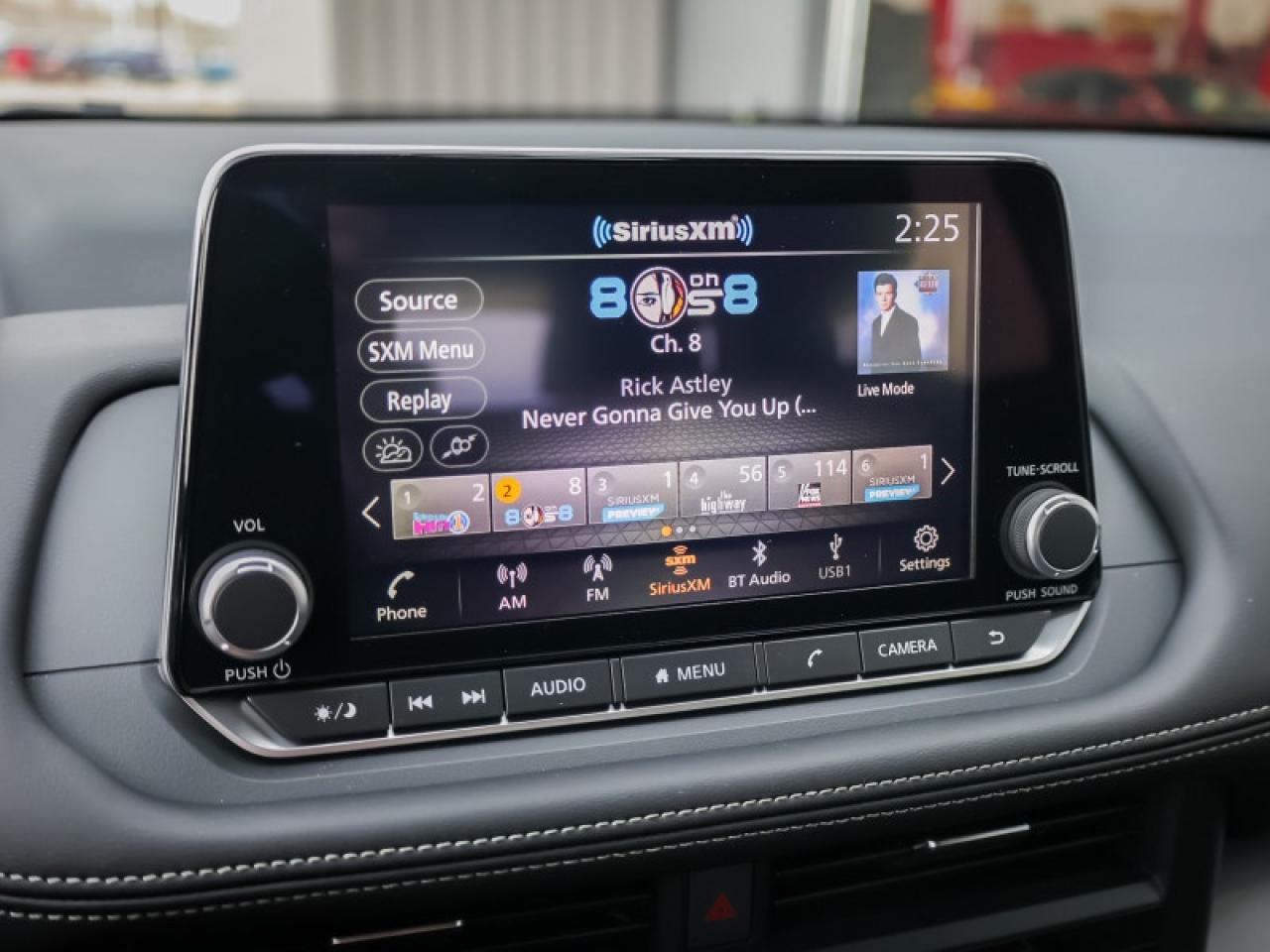 2025 Nissan Rogue Midnight Edition  - Moonroof Photo