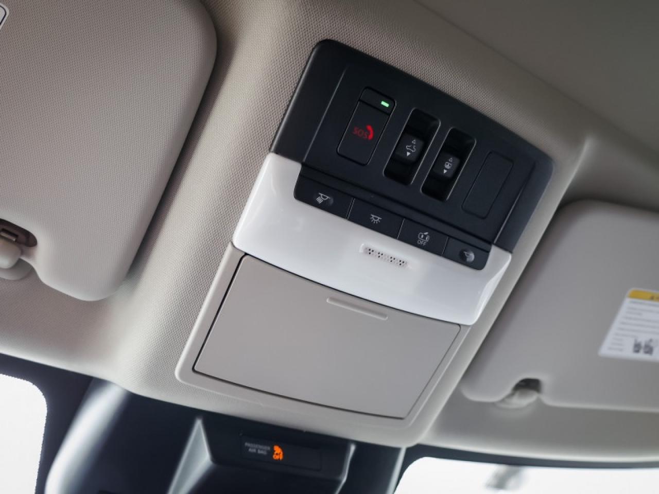 2025 Nissan Rogue Midnight Edition  - Moonroof Photo