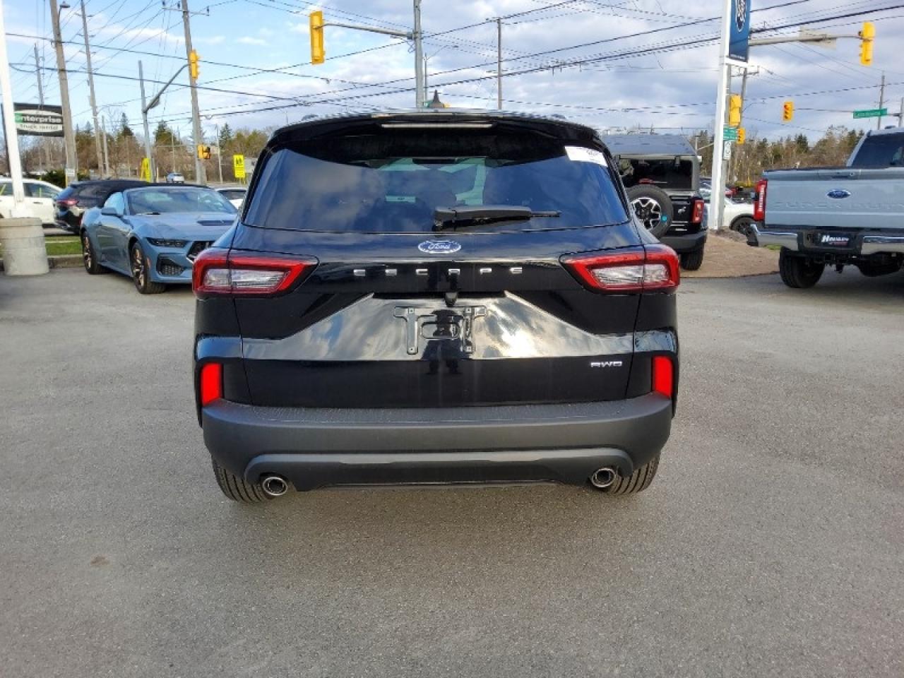 2025 Ford Escape ST-Line Photo4