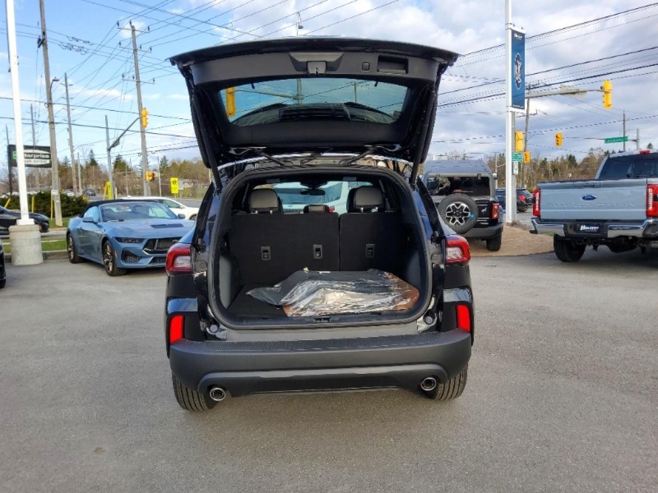 2025 Ford Escape ST-Line Photo