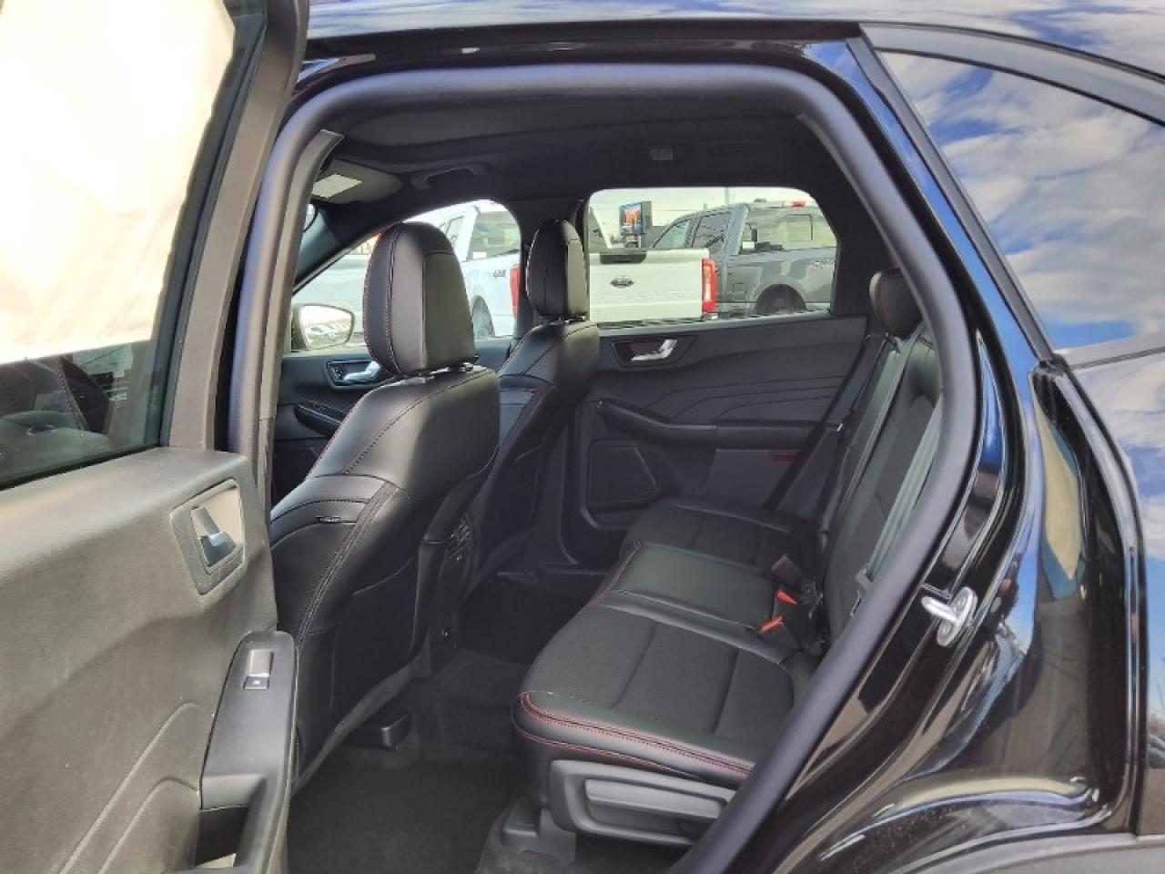 2025 Ford Escape ST-Line Photo