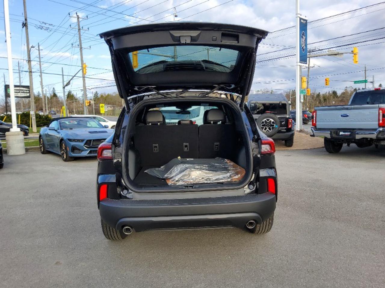 2025 Ford Escape ST-Line Photo