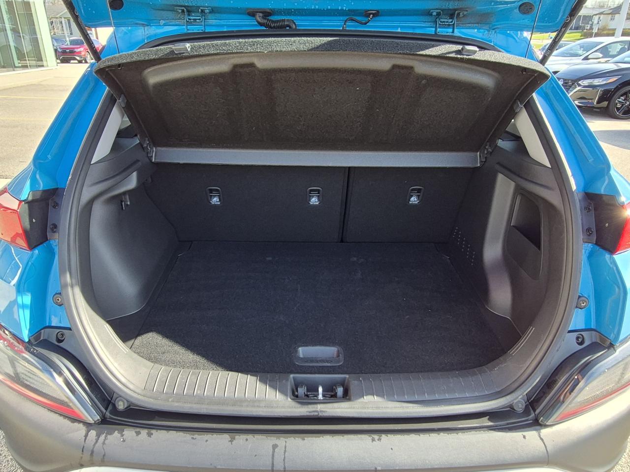 2022 Hyundai KONA Essential Photo14
