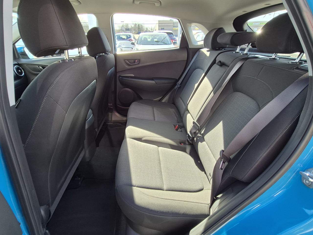 2022 Hyundai KONA Essential Photo12