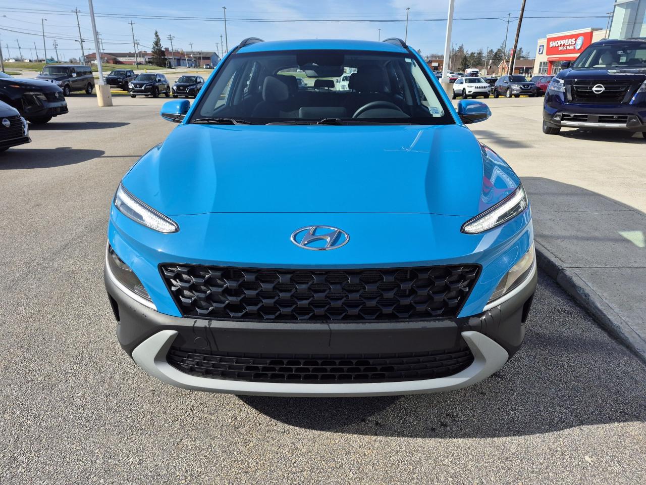 2022 Hyundai KONA Essential Photo2