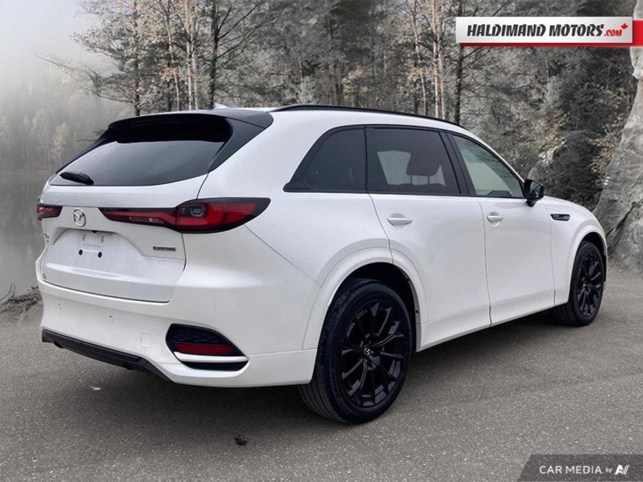 2025 Mazda CX-70 MHEV GT AWD Photo4