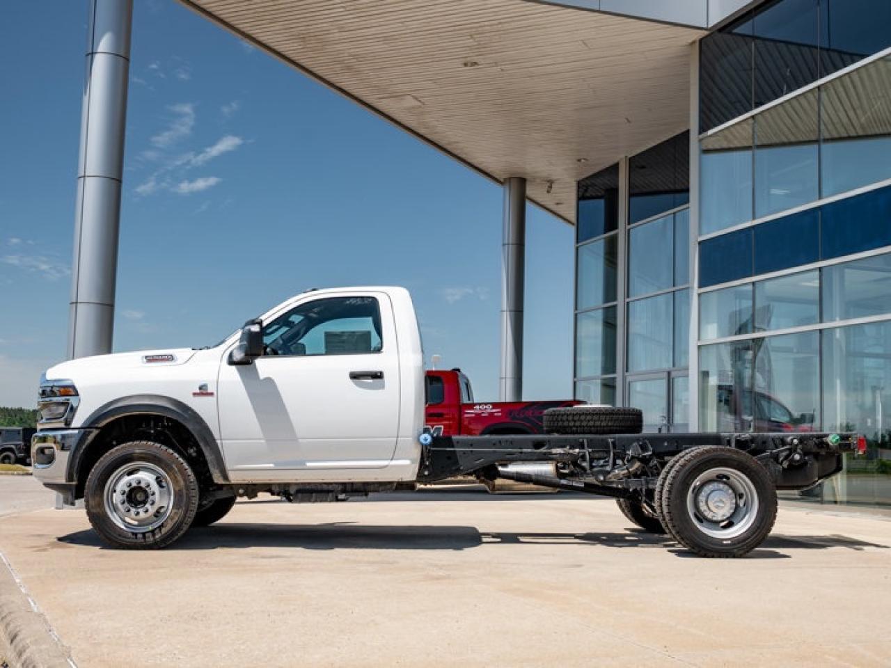 2025 RAM 5500 Chassis Tradesman Photo3