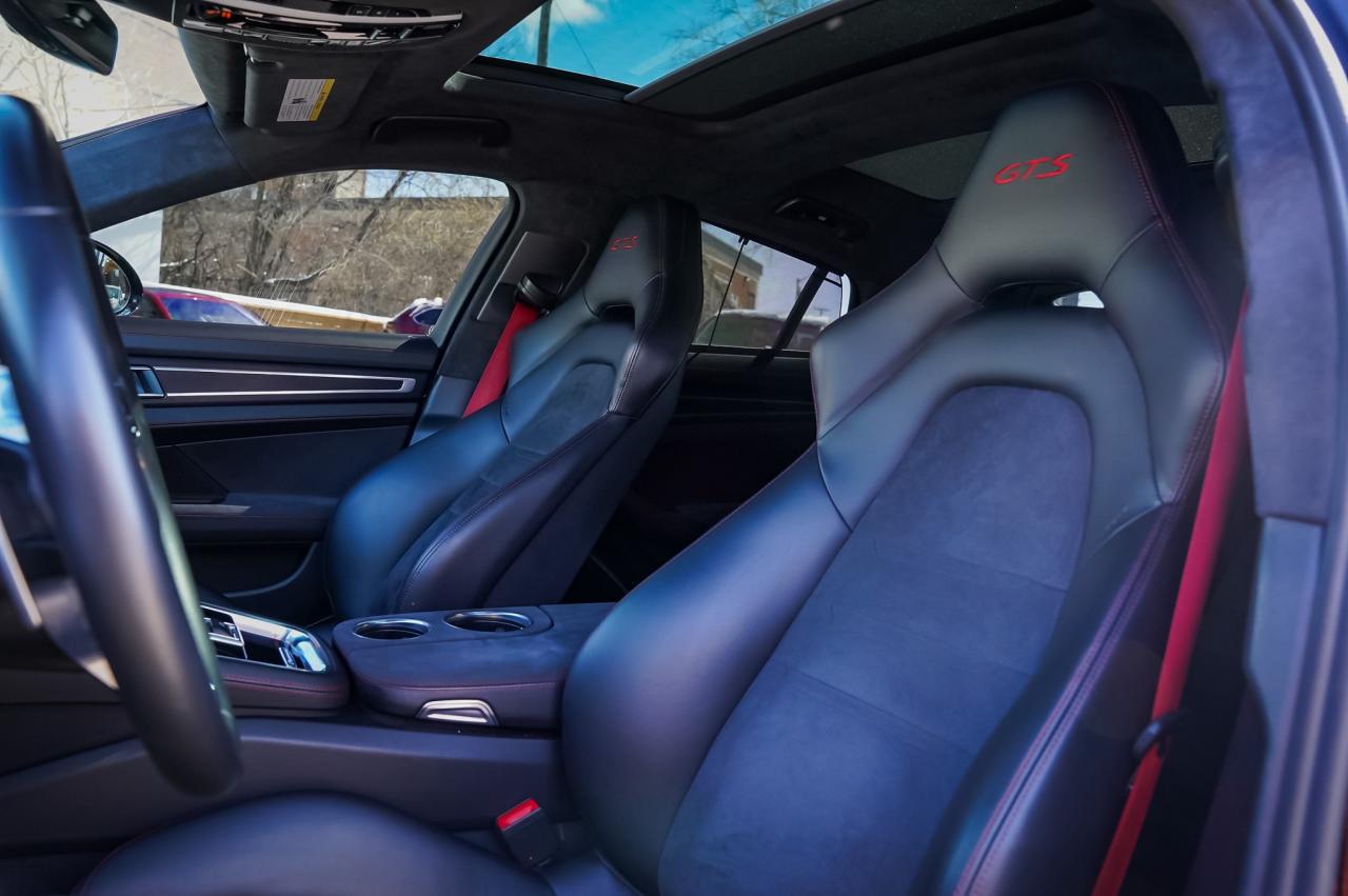 2020 Porsche Panamera GTS | AWD | Well Equipped Photo