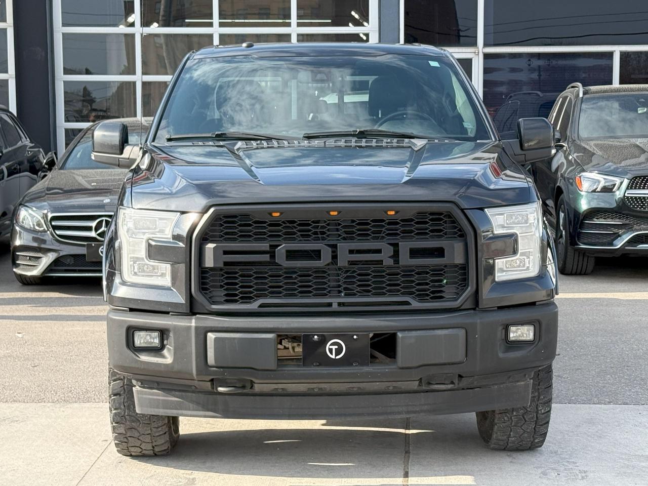 2017 Ford F-150 LARIAT 5.0 V8 | SONY SOUND | PANO | LOADED - Photo #5