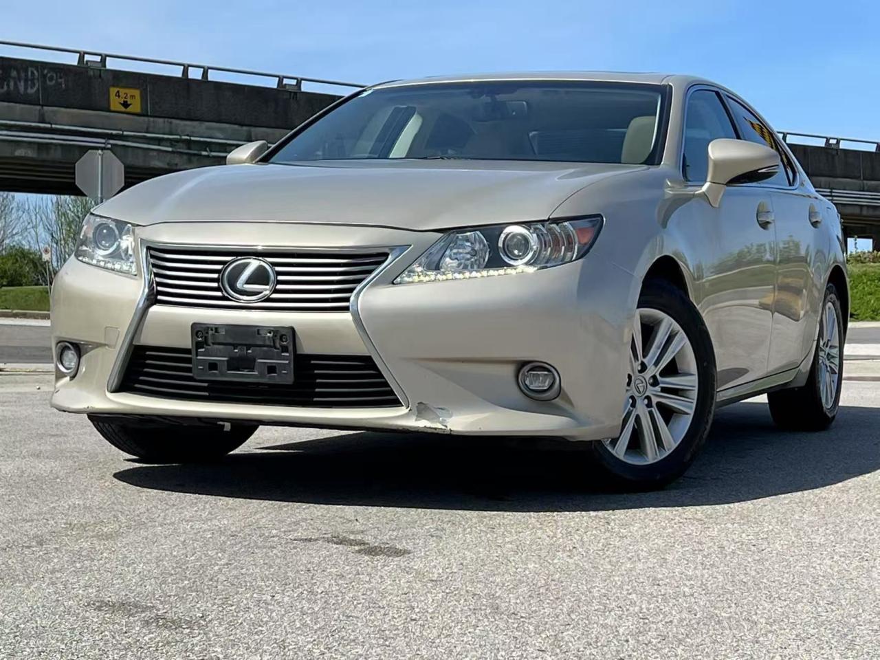 Used 2014 Lexus ES 350 CLEAN TITLE/ BACKUP CAMERA/ COOL SEATS for sale in Richmond, BC