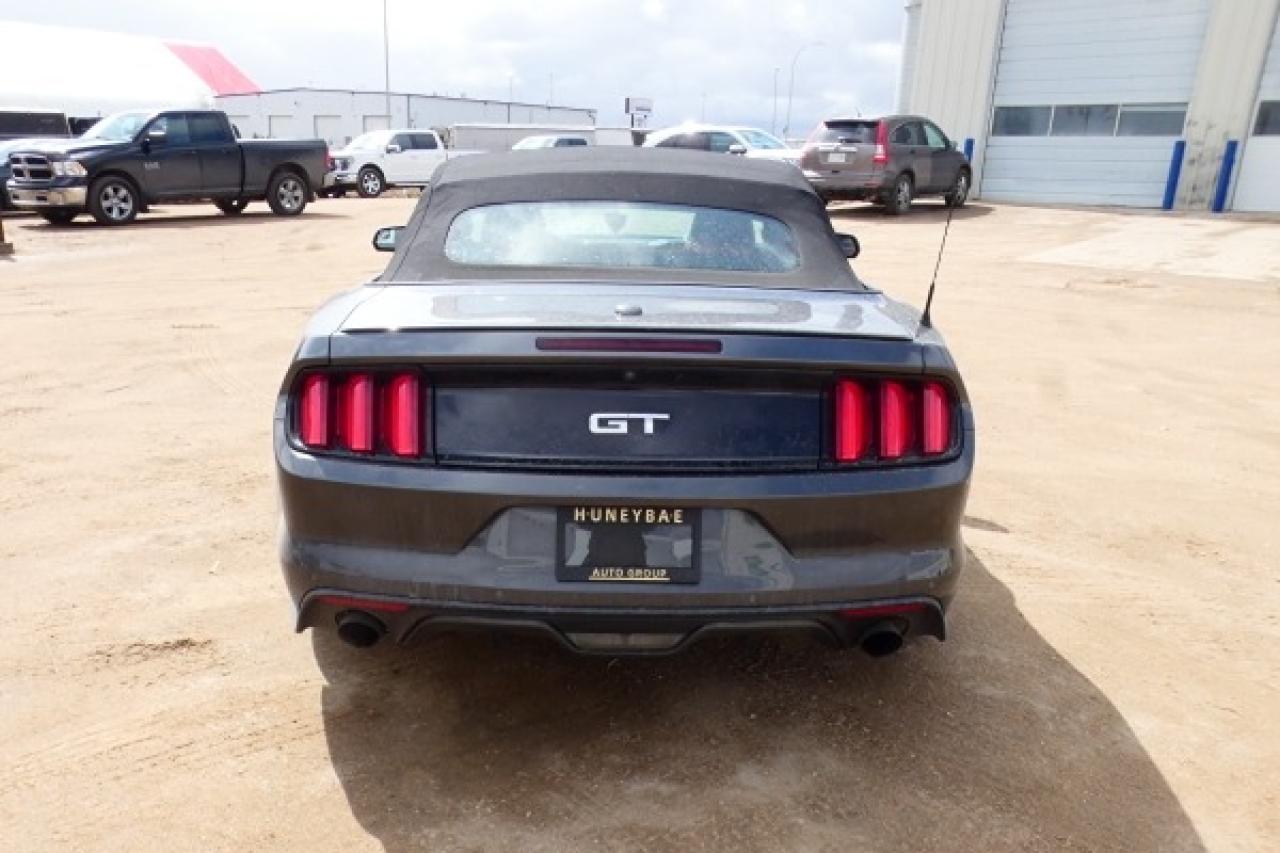 2017 Ford Mustang GT Premium 2dr Conv w/H&C L, NAV, BUC - Photo #7