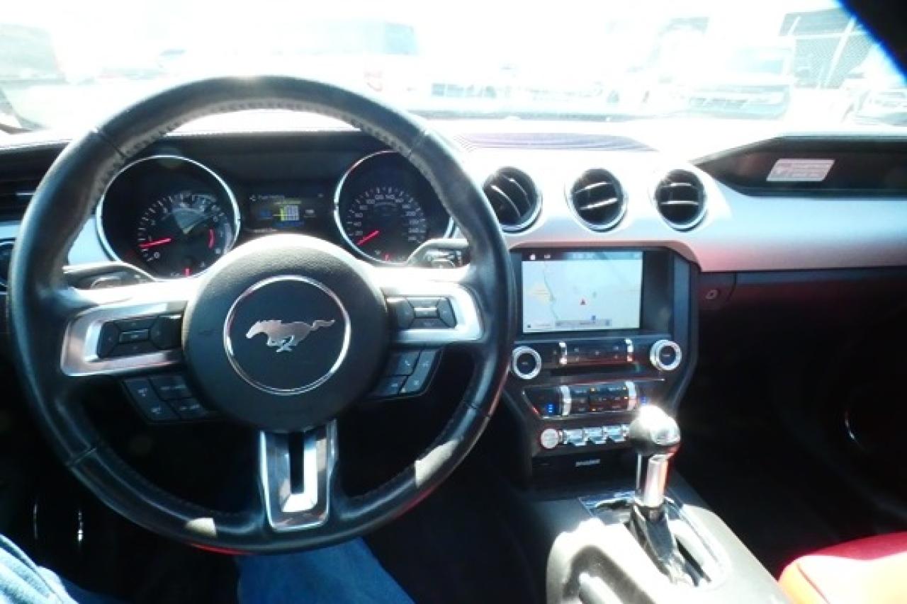 2017 Ford Mustang GT Premium 2dr Conv w/H&C L, NAV, BUC - Photo #15
