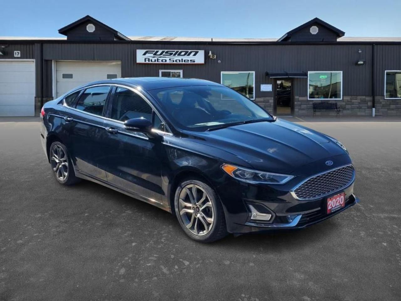 2020 Ford Fusion Hybrid Titanium-SUNROOF-LEATHER-NAVIGATION-LANE ASSIST - Photo #6