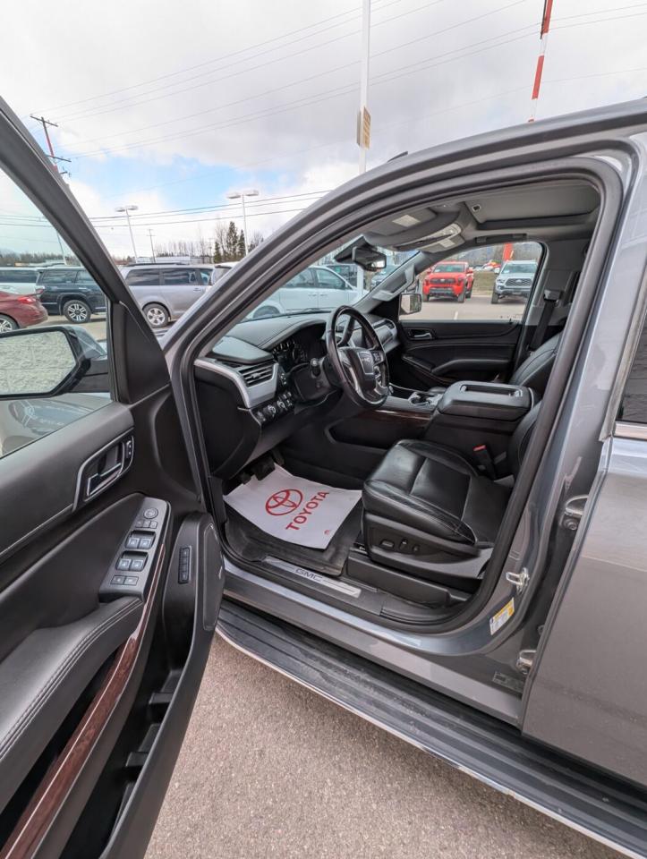2020 GMC Yukon XL SLT Photo