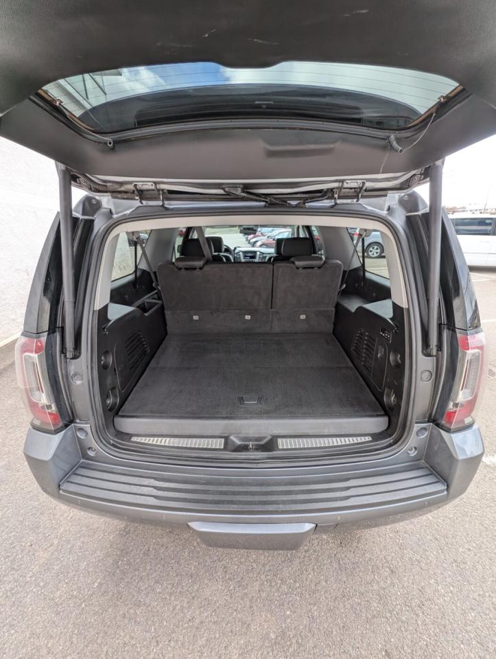 2020 GMC Yukon XL SLT Photo