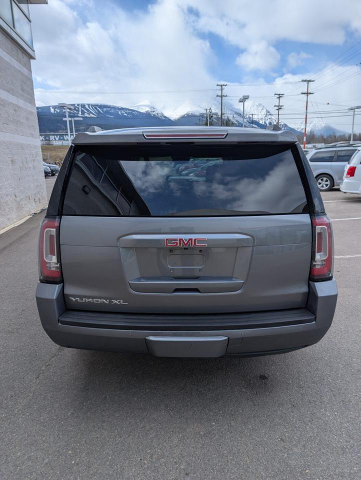 2020 GMC Yukon XL SLT Photo