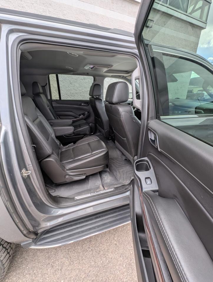 2020 GMC Yukon XL SLT Photo