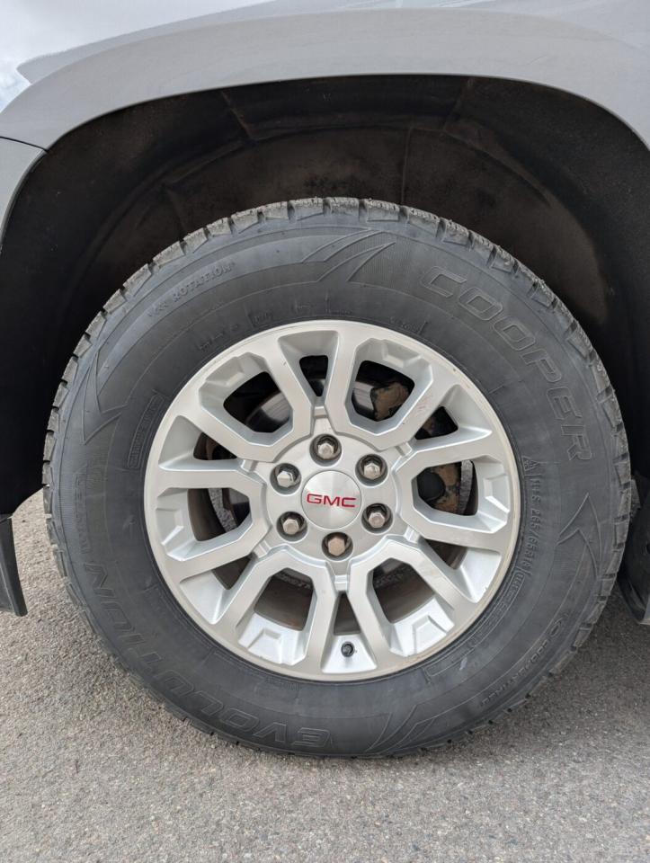 2020 GMC Yukon XL SLT Photo