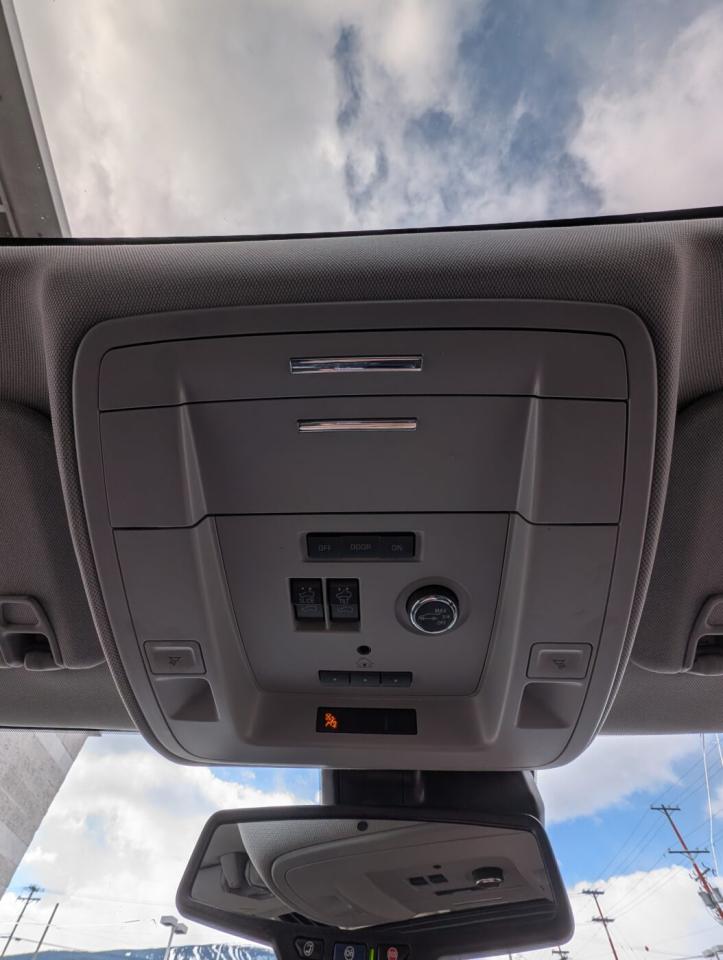 2020 GMC Yukon XL SLT Photo