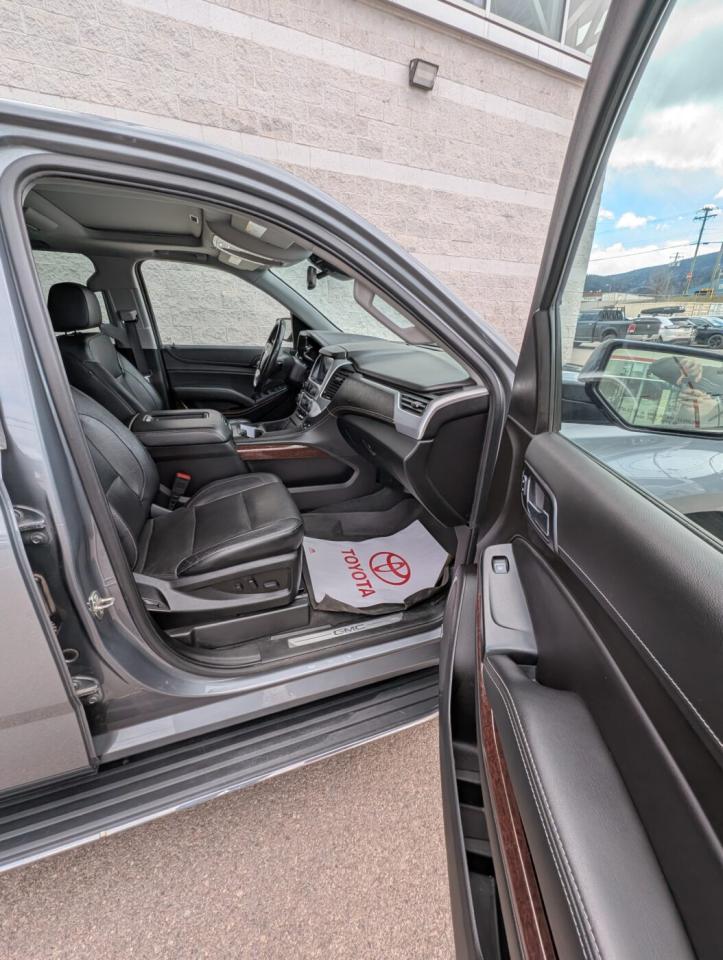 2020 GMC Yukon XL SLT Photo