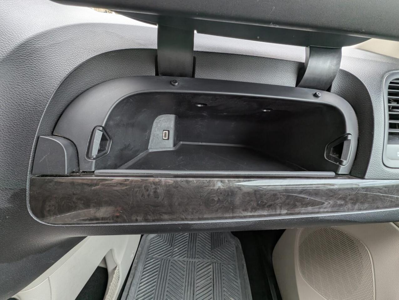2016 Dodge Grand Caravan Crew Photo