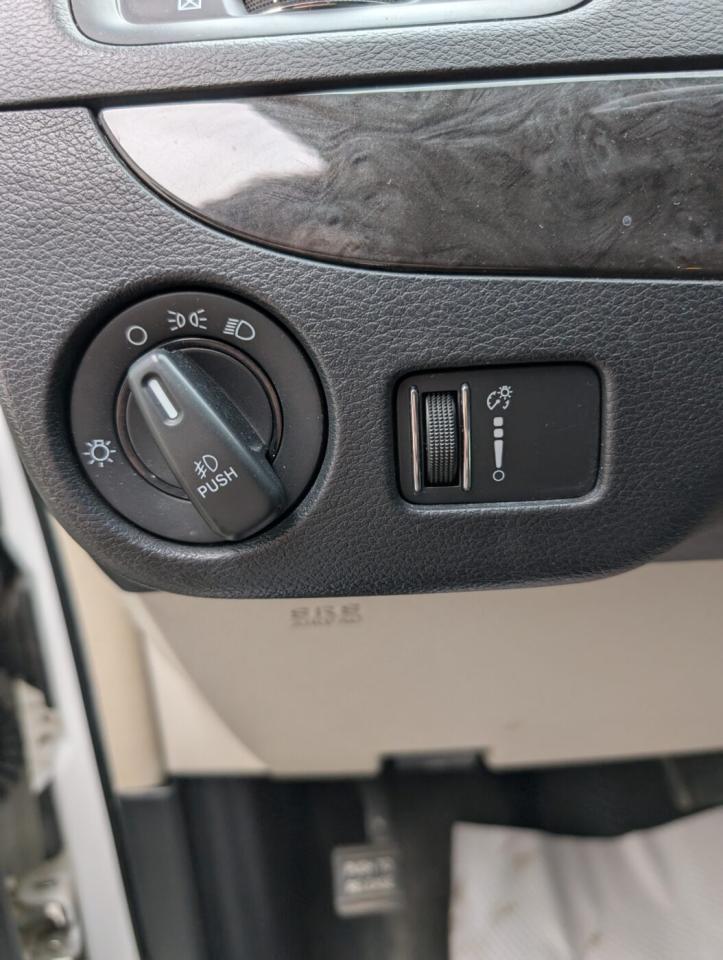 2016 Dodge Grand Caravan Crew Photo
