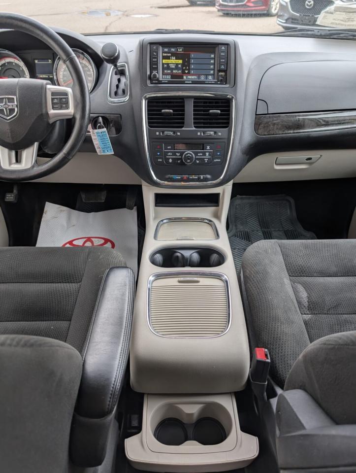 2016 Dodge Grand Caravan Crew Photo
