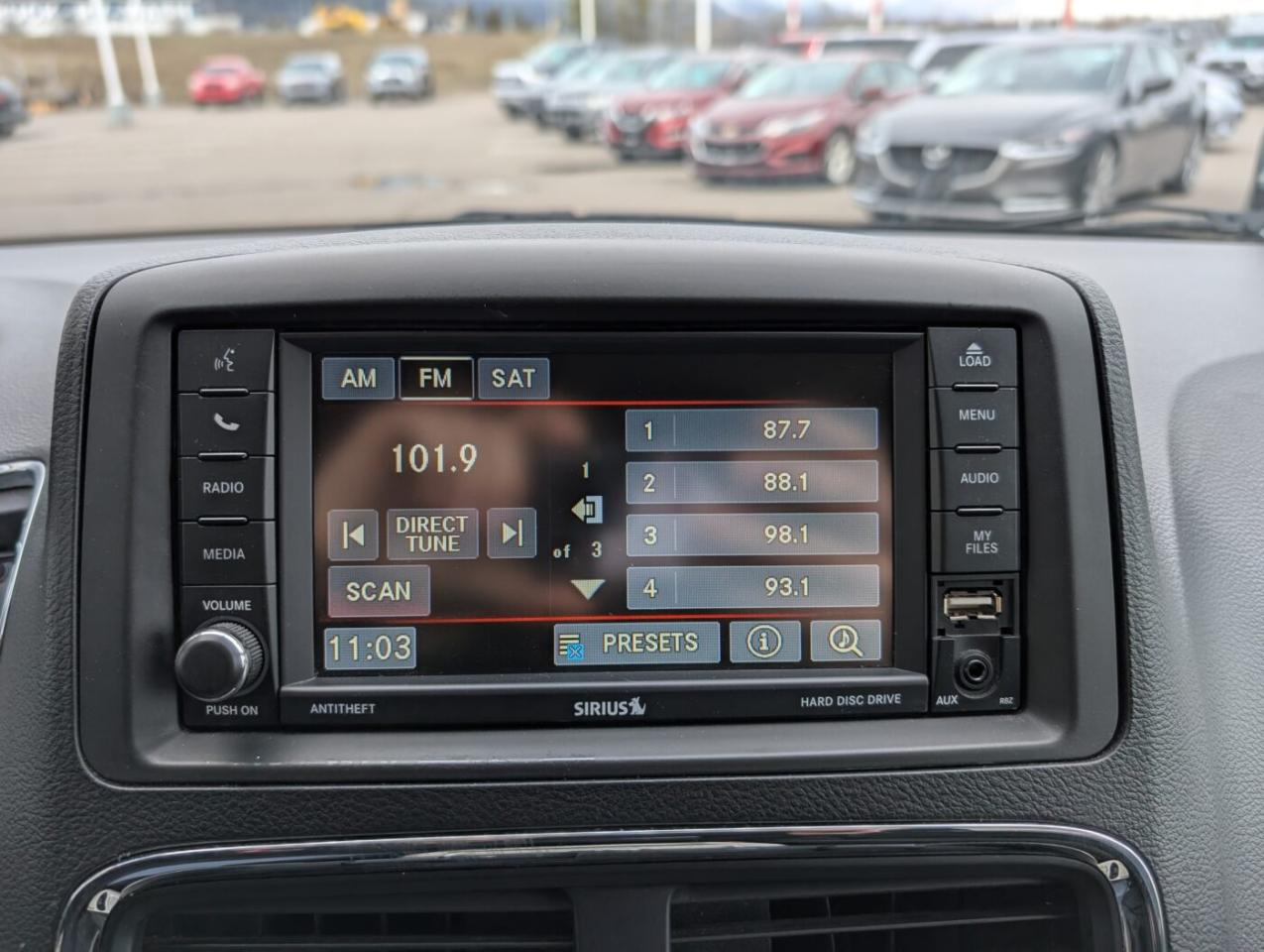 2016 Dodge Grand Caravan Crew Photo