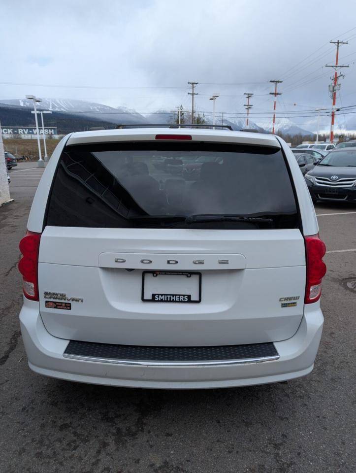 2016 Dodge Grand Caravan Crew Photo
