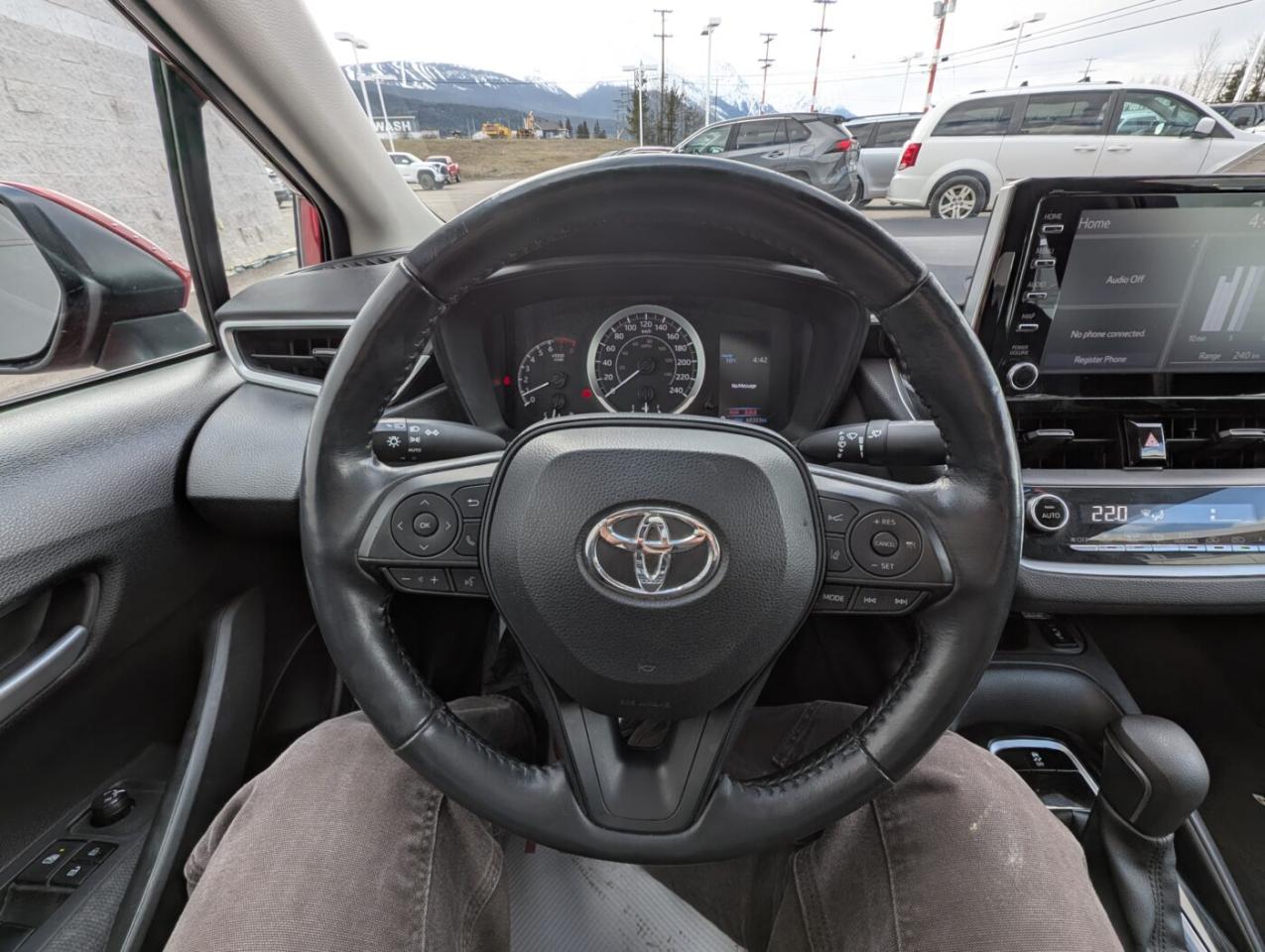 2020 Toyota Corolla LE UPGRADE Photo