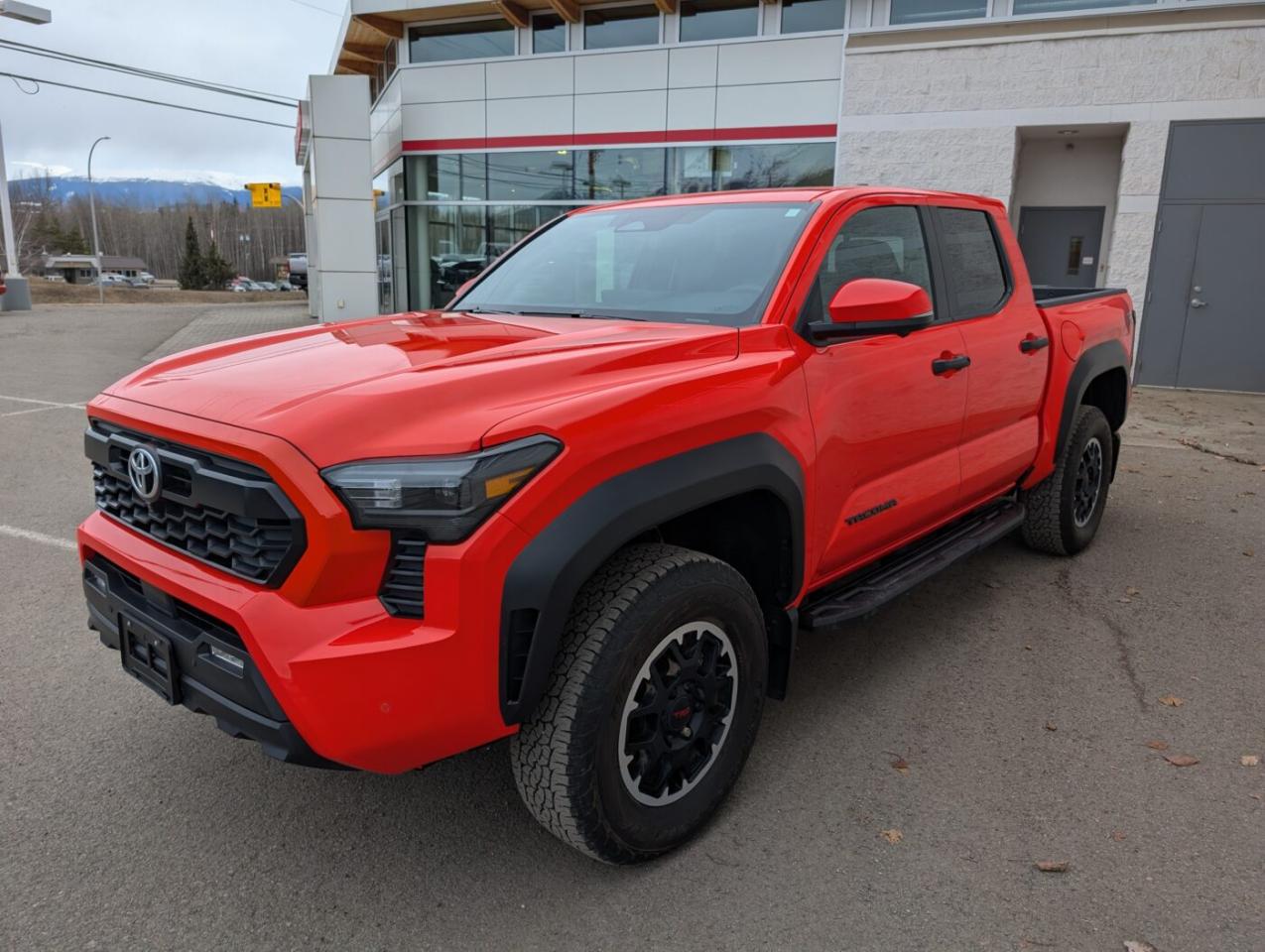 2024 Toyota Tacoma TRD OFFROAD PREMIUM Photo2