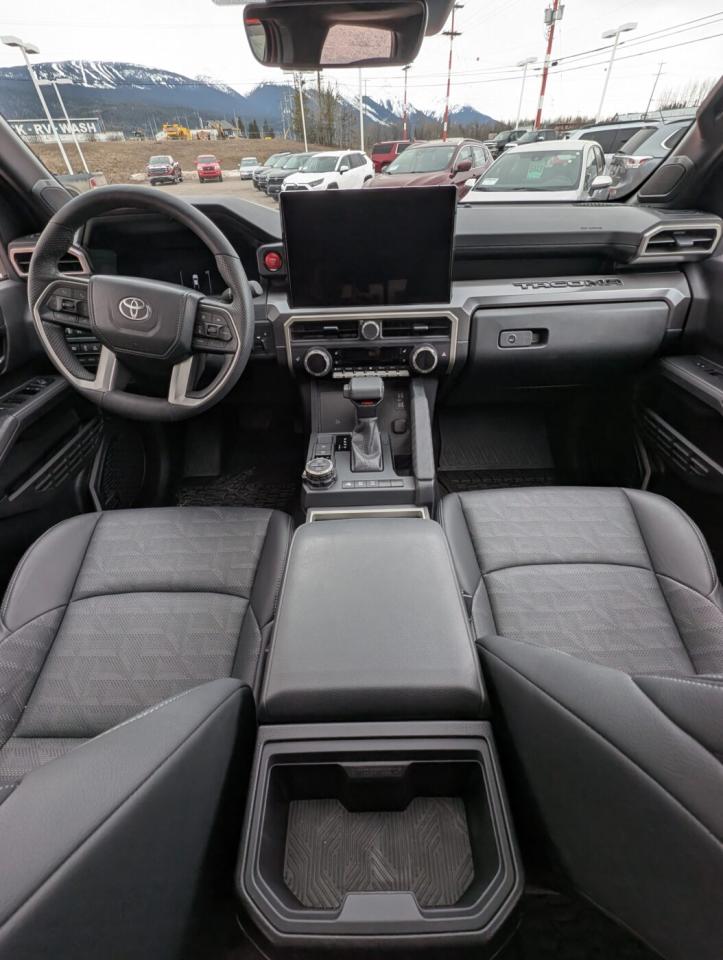 2024 Toyota Tacoma TRD OFFROAD PREMIUM Photo