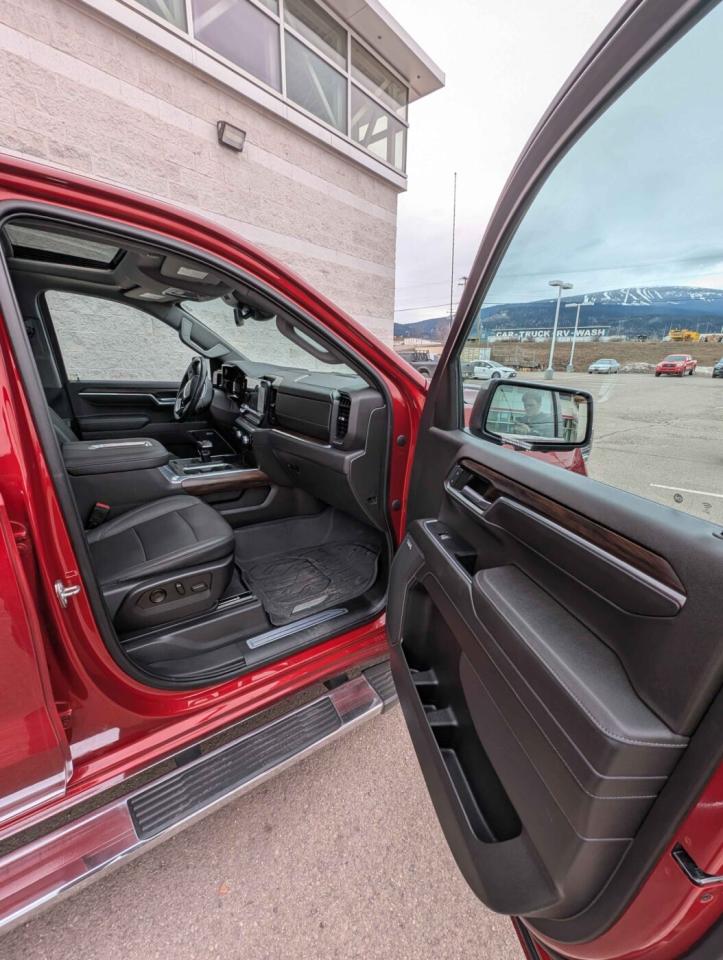 2022 GMC Sierra 1500 AT4 Photo