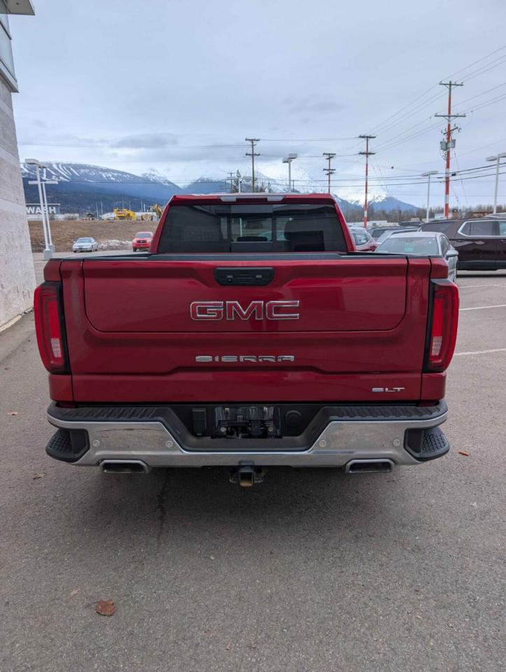 2022 GMC Sierra 1500 AT4 Photo