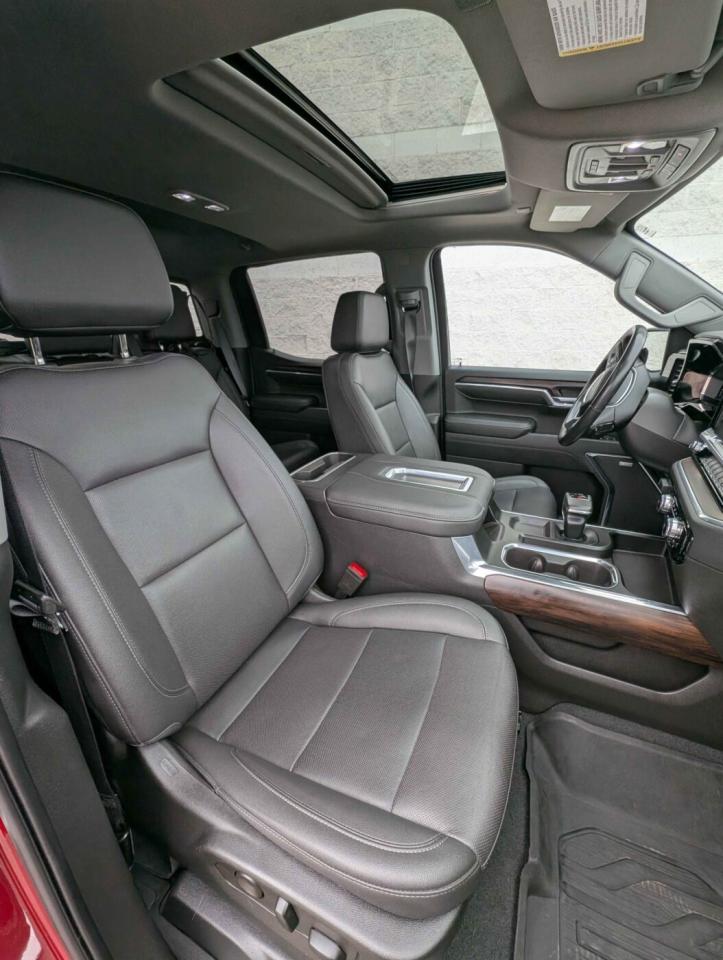 2022 GMC Sierra 1500 AT4 Photo