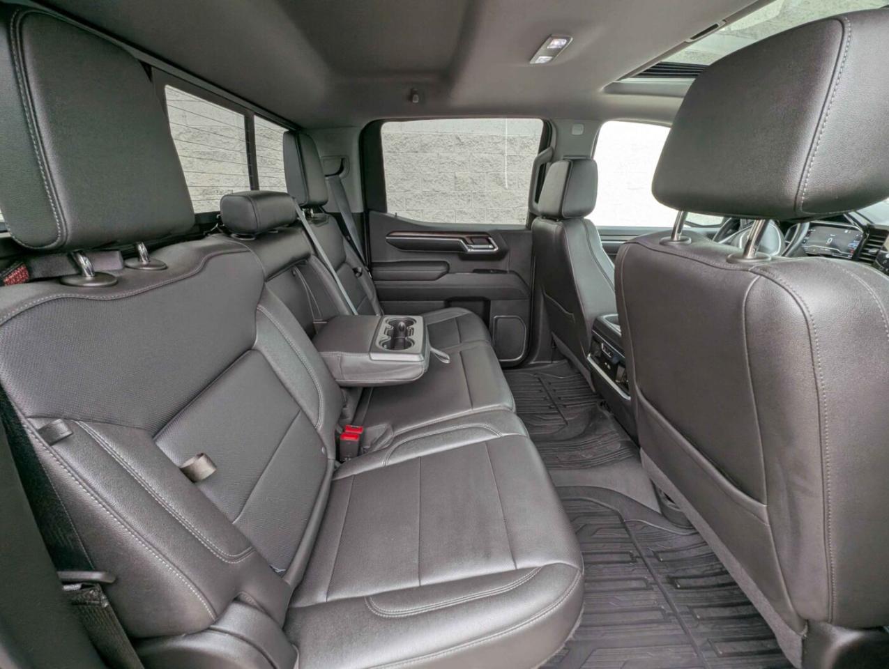 2022 GMC Sierra 1500 AT4 Photo