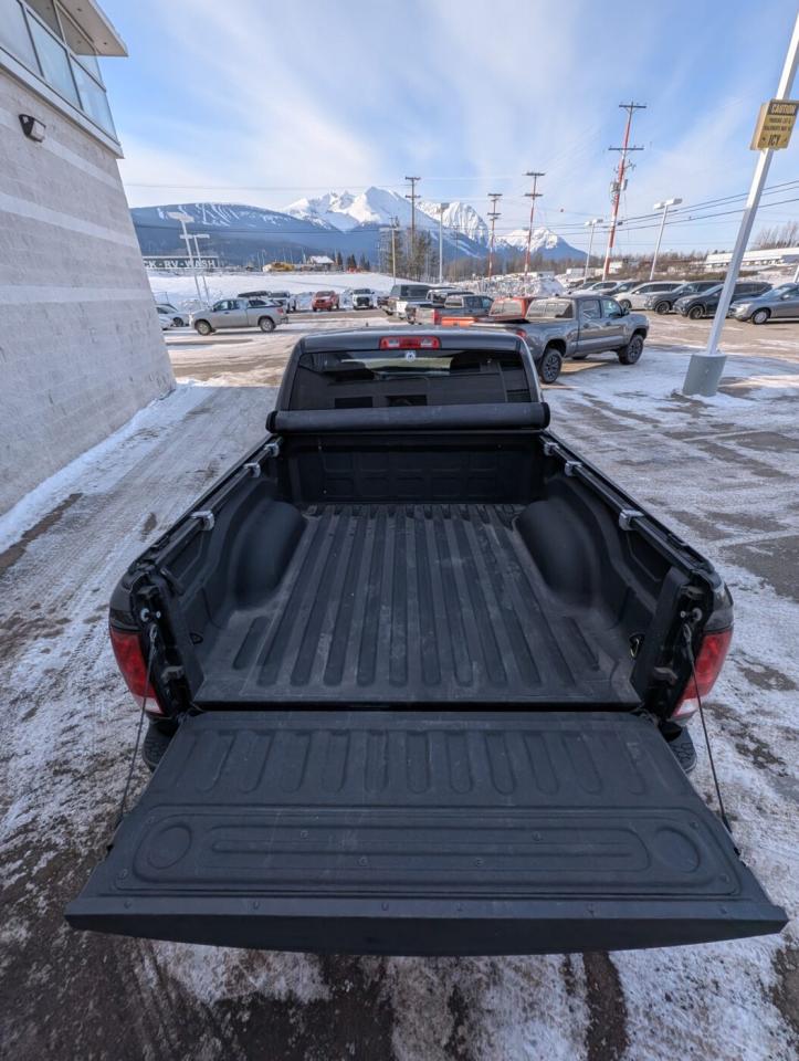 2021 RAM 1500 Classic EXPRESS Photo