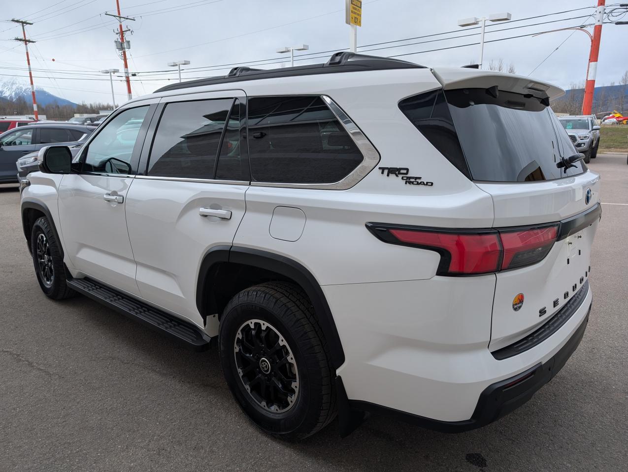 2023 Toyota Sequoia TRD Off Road Photo4