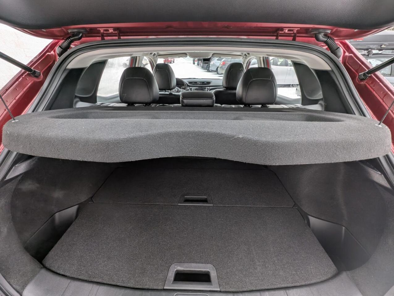 2021 Nissan Qashqai SV Photo