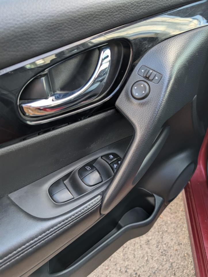 2021 Nissan Qashqai SV Photo
