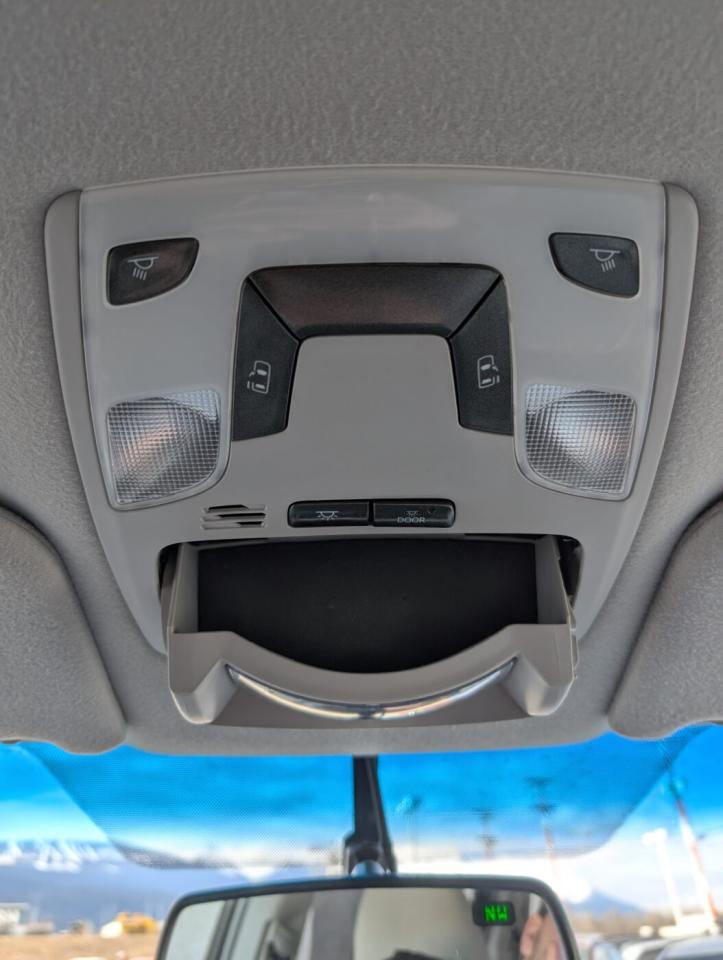 2011 Toyota Sienna LE Photo