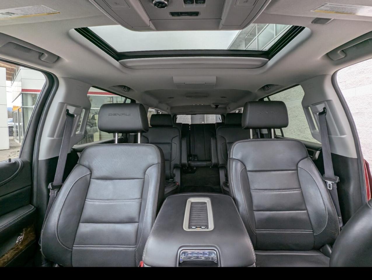 2015 GMC Yukon XL Denali Photo