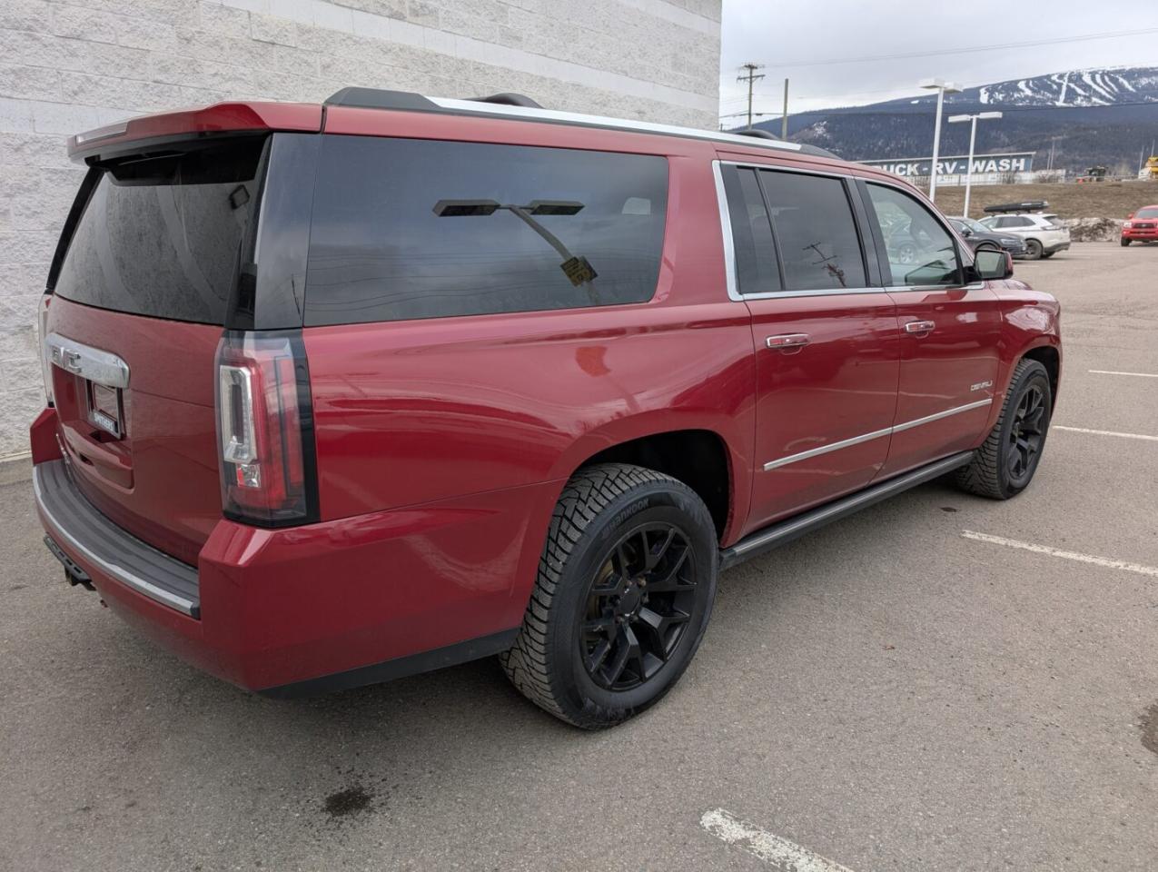 2015 GMC Yukon XL Denali Photo